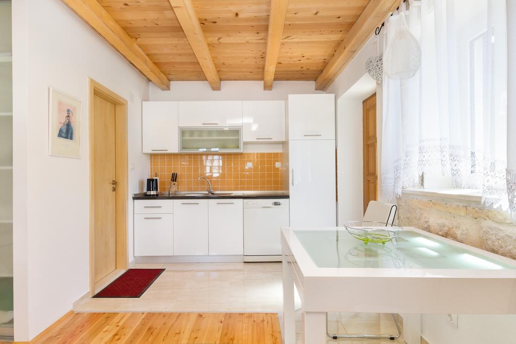 Apartments Vica Sibenik Room photo